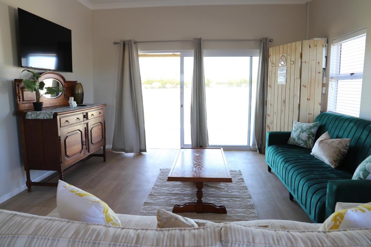 Country At Sea * Langebaan